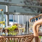 Ruhig - Privatparkplatz - Barrierearm Quiet - Private Car Park - Barrier * Магдебург