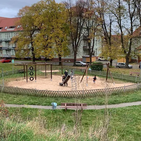 Ruhig - Privatparkplatz - Barrierearm Quiet - Private Car Park - Barrier Апартаменты Магдебург