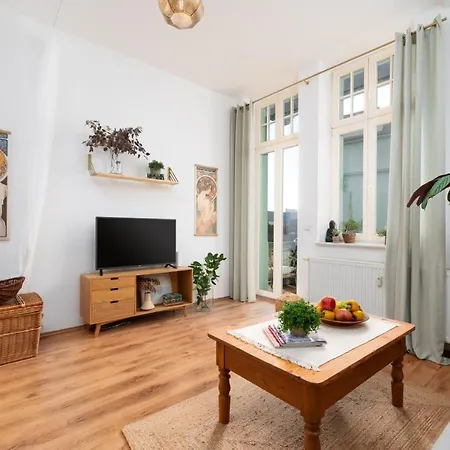Apartamento Ruhig - Privatparkplatz - Barrierearm Quiet - Private Car Park - Barrier