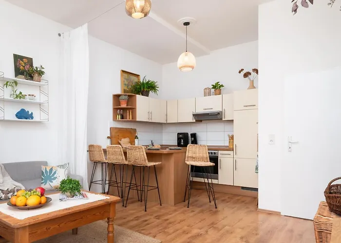 Apartamento Ruhig - Privatparkplatz - Barrierearm Quiet - Private Car Park - Barrier *