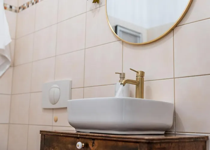 Ruhig - Privatparkplatz - Barrierearm Quiet - Private Car Park - Barrier * Magdeburgo