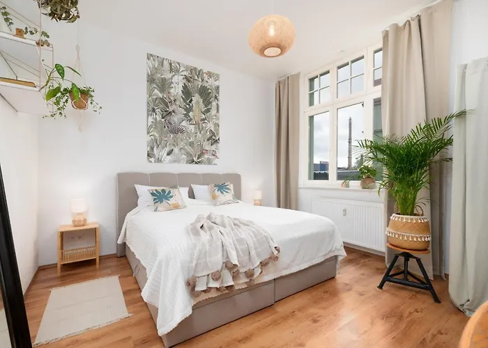 Apartamento Ruhig - Privatparkplatz - Barrierearm Quiet - Private Car Park - Barrier *